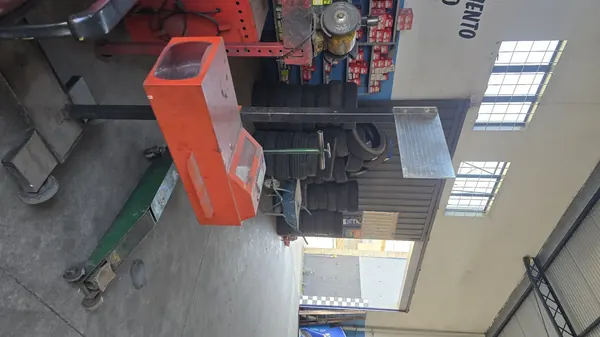 Balanceamento dinâmico de rodas na borracharia em Cosmópolis